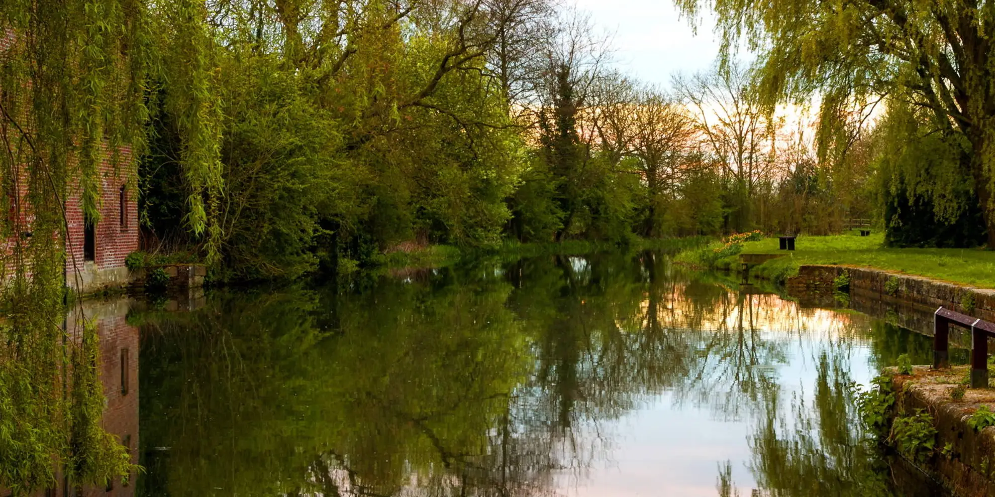 An image depicting the trail Pocklington Canal from Allerthorpe Wood and its surrounding area.
