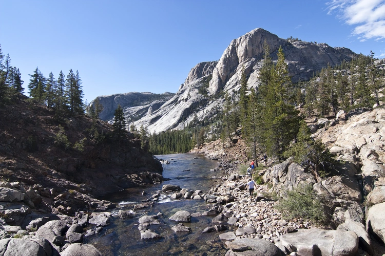 Glen Aulin High Sierra Camp via Pacific Crest National Scenic Trail