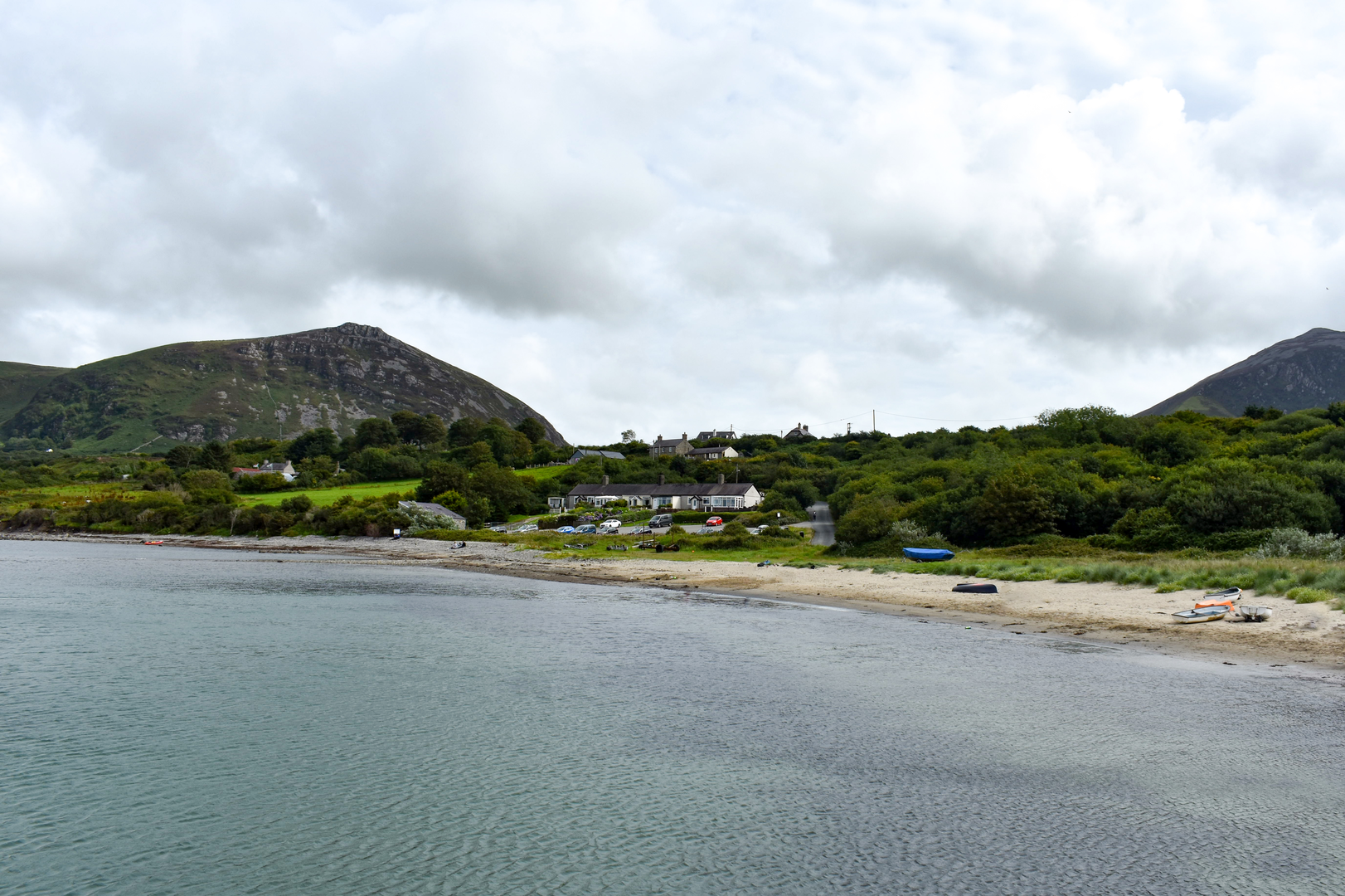 An image depicting the trail Llyn Peninsula Coastal Path and its surrounding area.