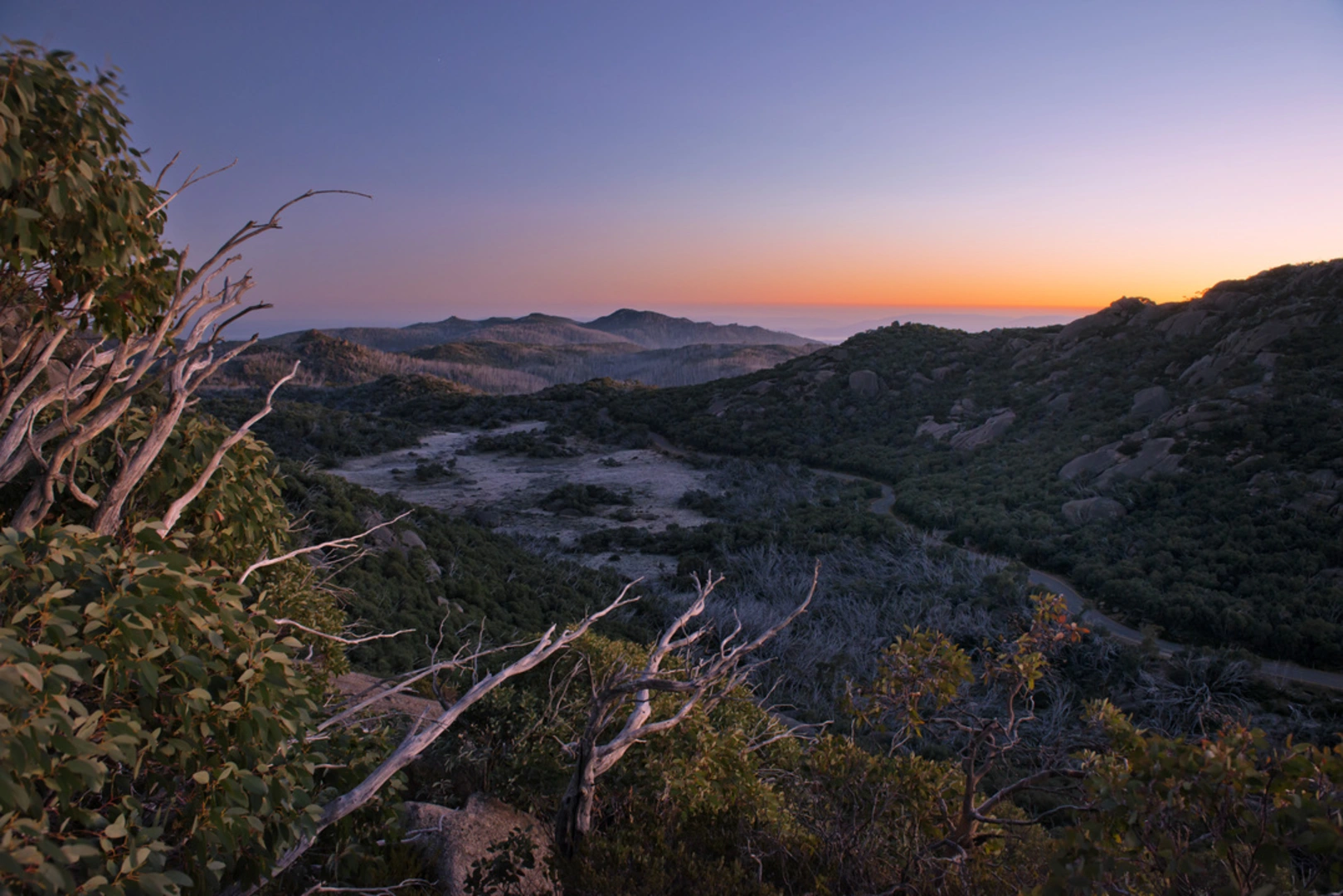 An image depicting the trail Cathedral Hump Return Walk and its surrounding area.