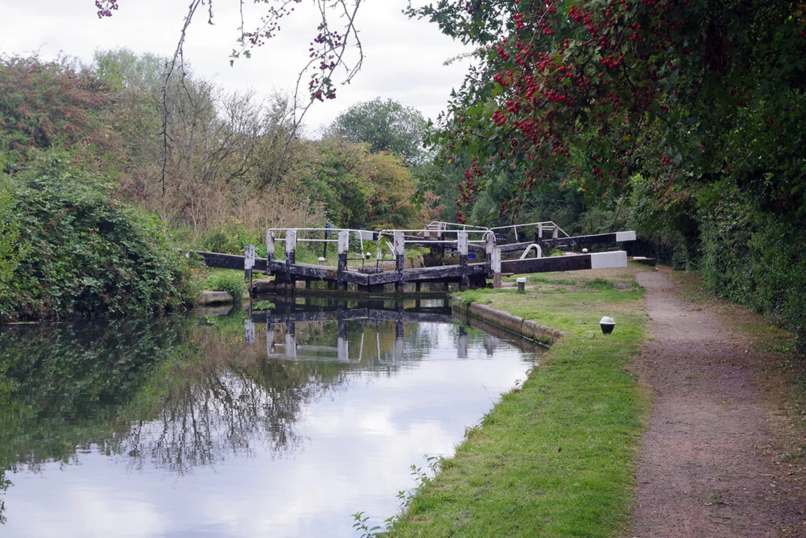 An image depicting the trail Grand Union Canal Walk from Hemel Hempstead and its surrounding area.