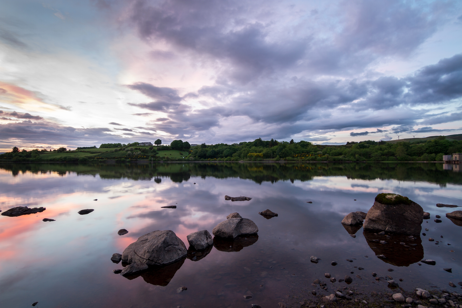 An image depicting the trail Lough Fea and its surrounding area.