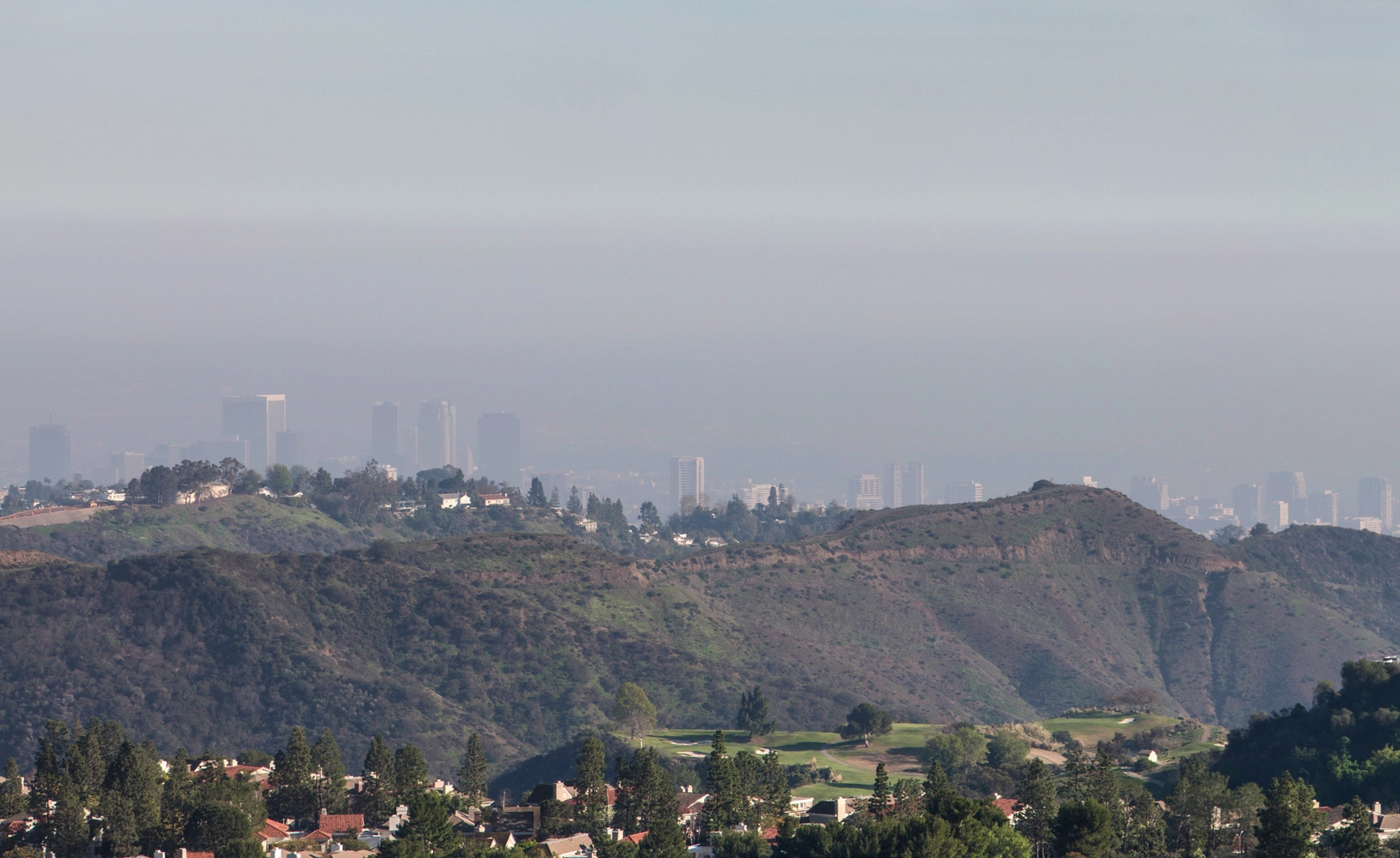 An image depicting the trail Sullivan Canyon and Ridge Loop Trail and its surrounding area.