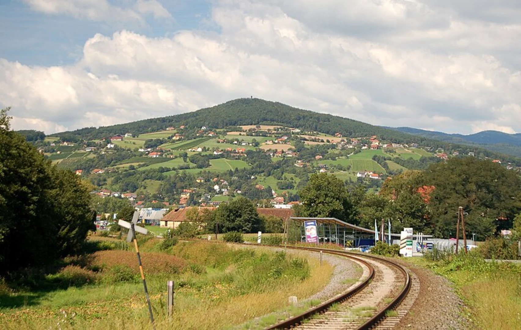 An image depicting the trail Ascent to Ringwarte - via Brühlweg and its surrounding area.