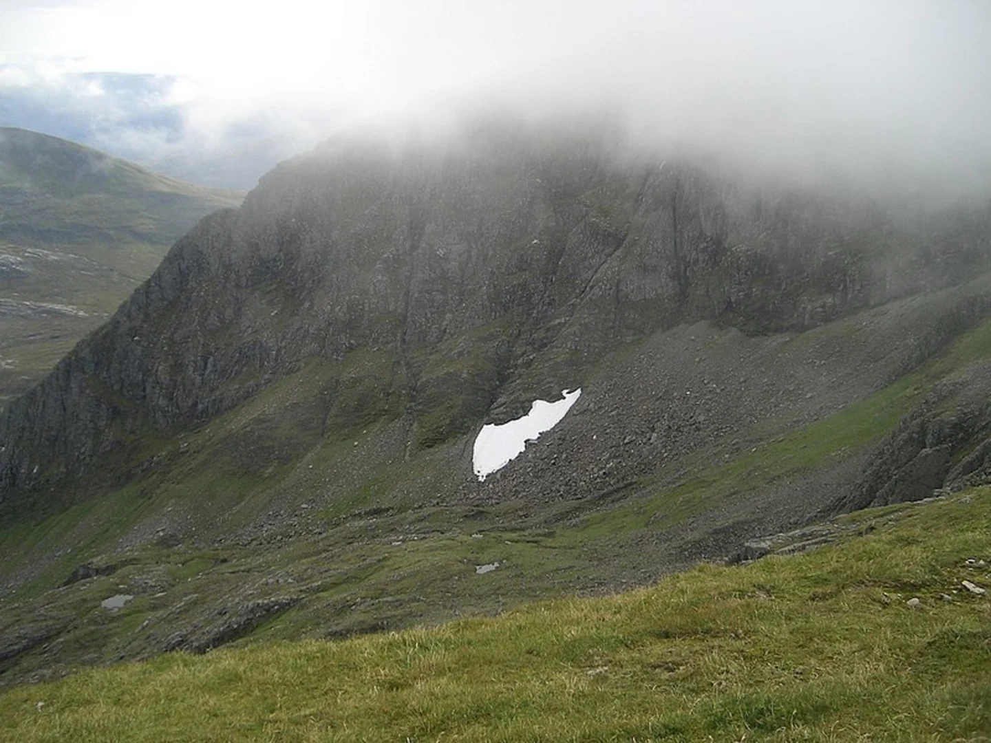 An image depicting the trail Aonach Beag - Alder Walk and its surrounding area.