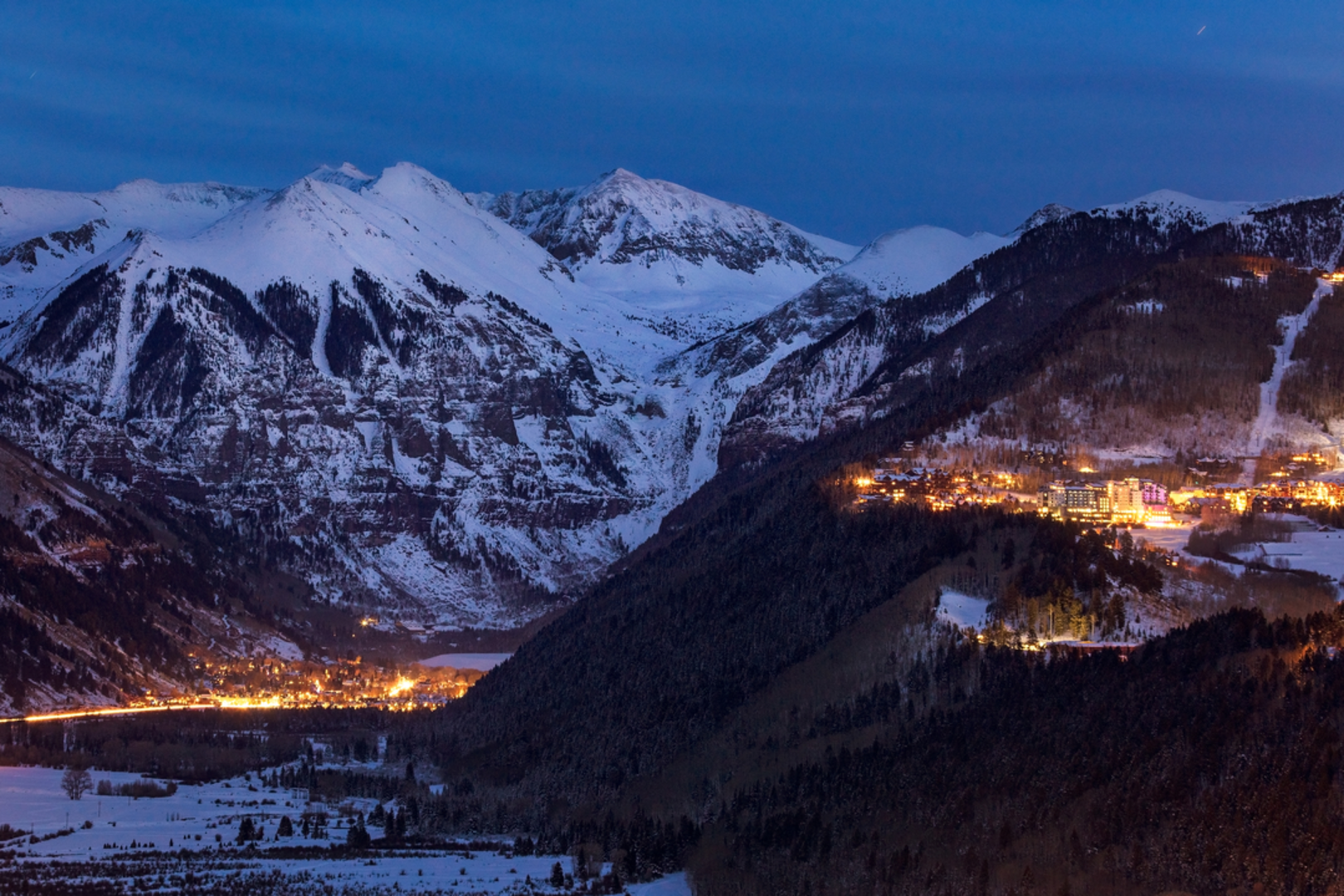 An image depicting the trail Wasatch Trail via Bear Creek Trail and its surrounding area.