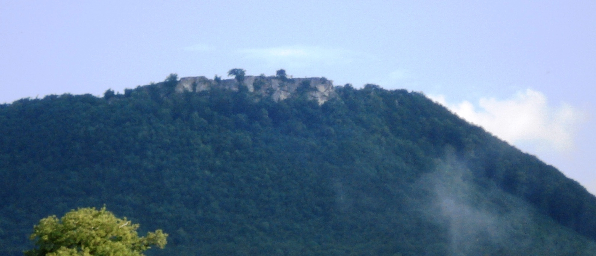 An image depicting the trail Breitenstein Loop and its surrounding area.