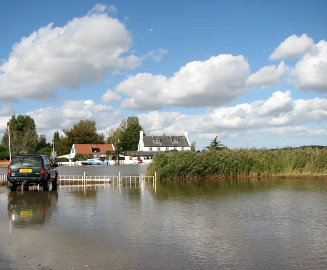 An image depicting the trail Wherryman's Way and Wherry Lines Walk 4 and its surrounding area.
