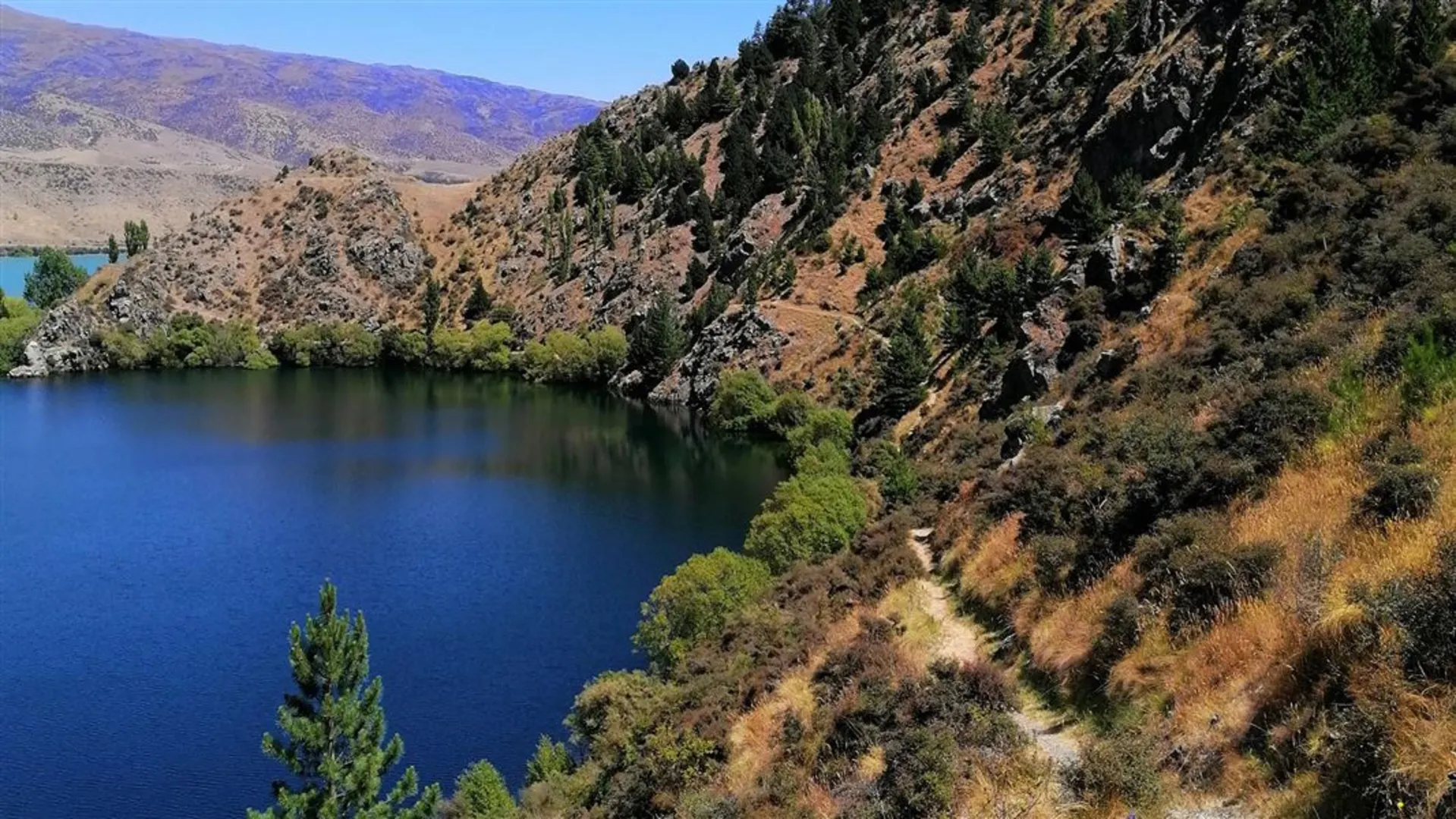 An image depicting the trail Deep Stream Track and its surrounding area.