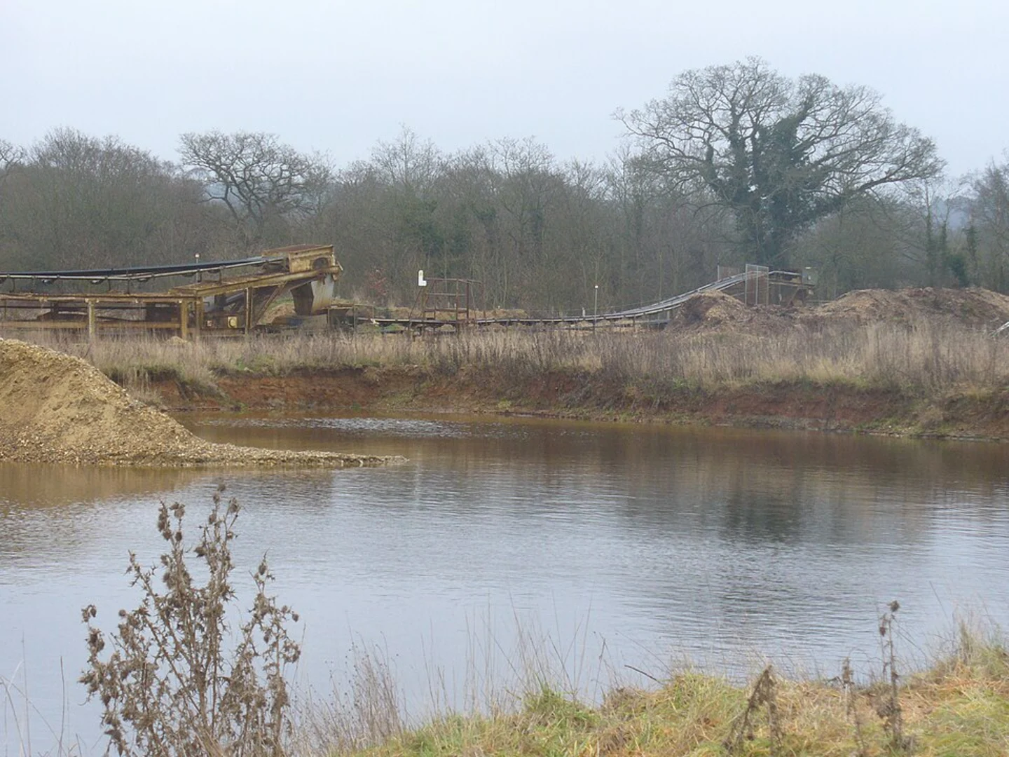 An image depicting the trail River Blackwater and its surrounding area.