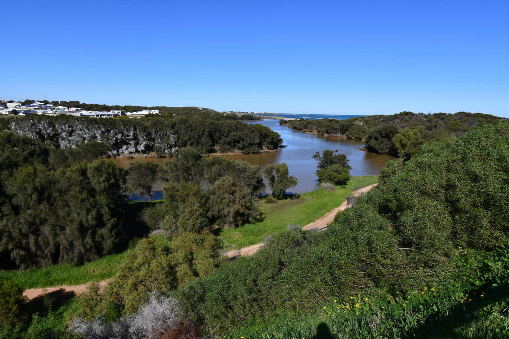 An image depicting the trail Thungara Trail 5 - Coastal and its surrounding area.
