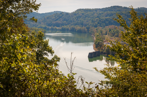 Sophia's Grave and Sophia's Pond via Main Loop Trail