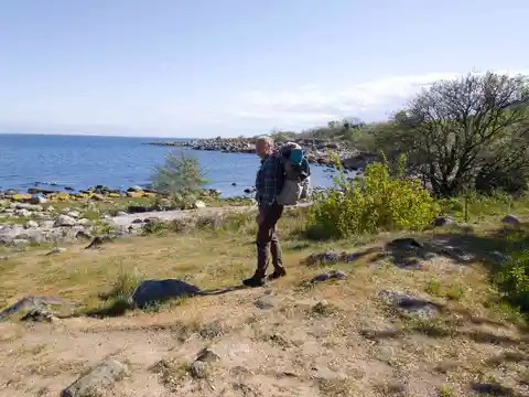 An image depicting the trail Bornholm Coast Trail and its surrounding area.