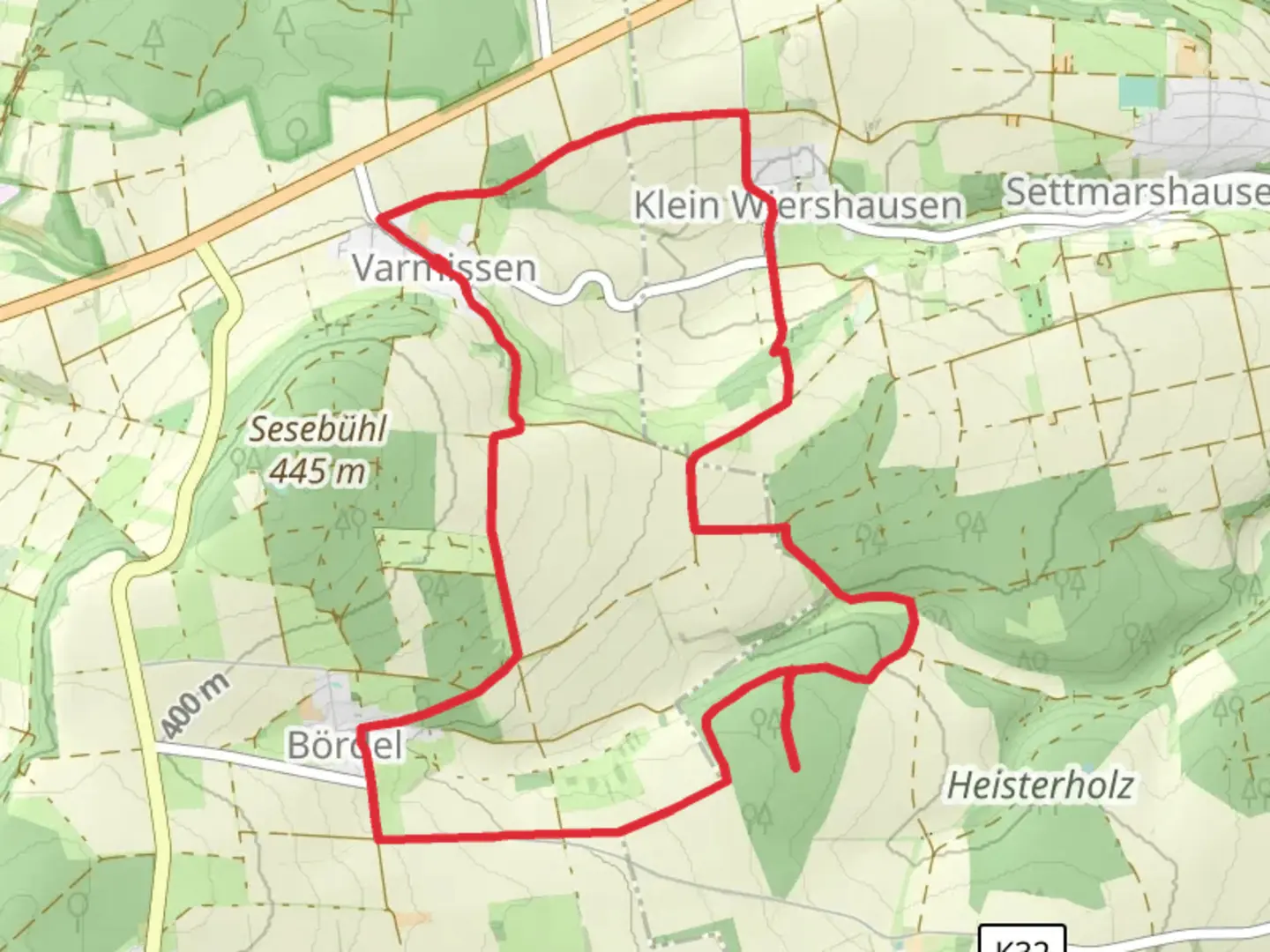 An image depicting the trail Rundwanderweg Dransfeld and its surrounding area.