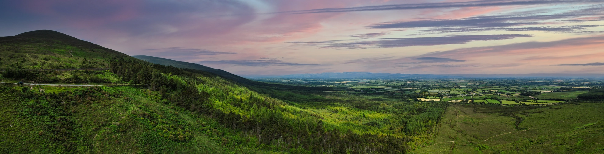 An image depicting the trail Birchhill Loop and its surrounding area.