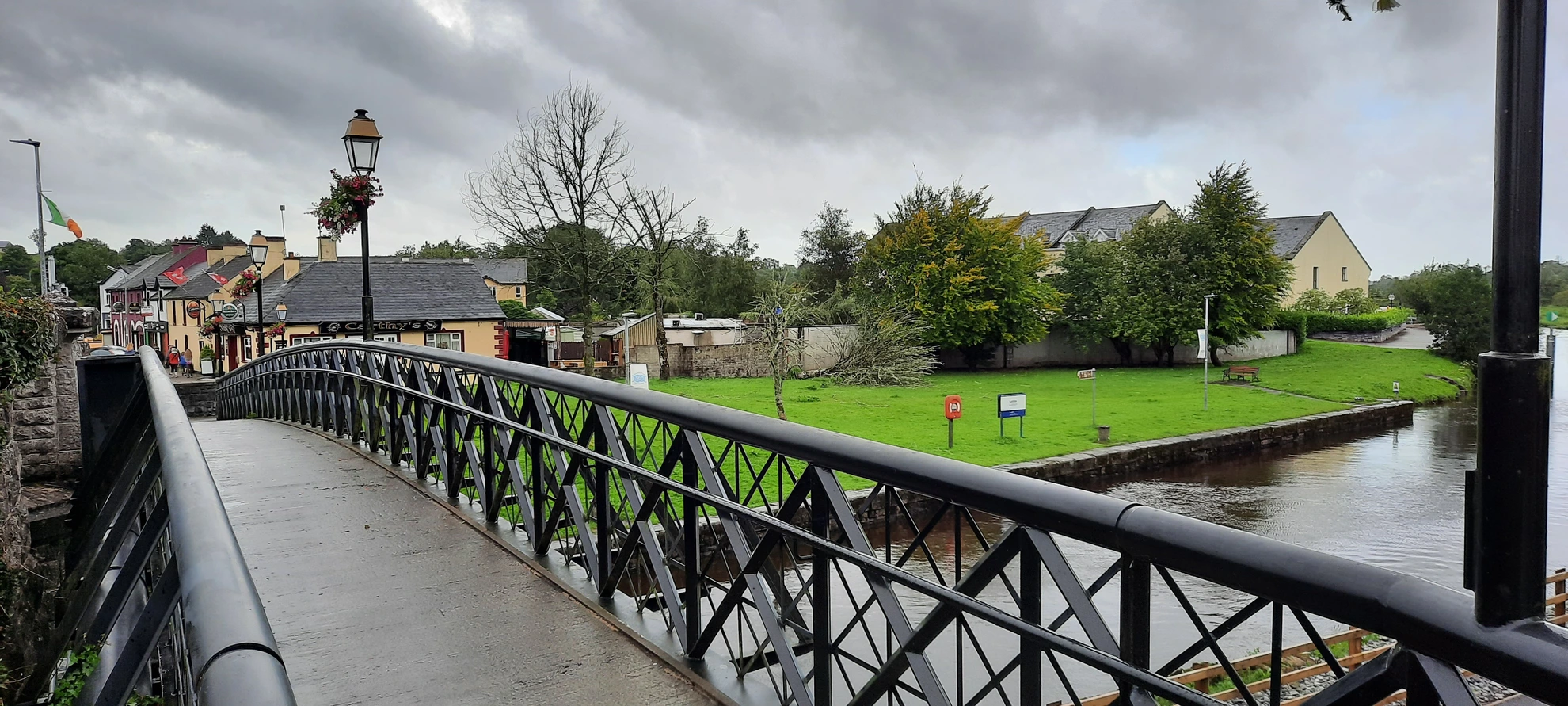 An image depicting the trail Leitrim Way and its surrounding area.