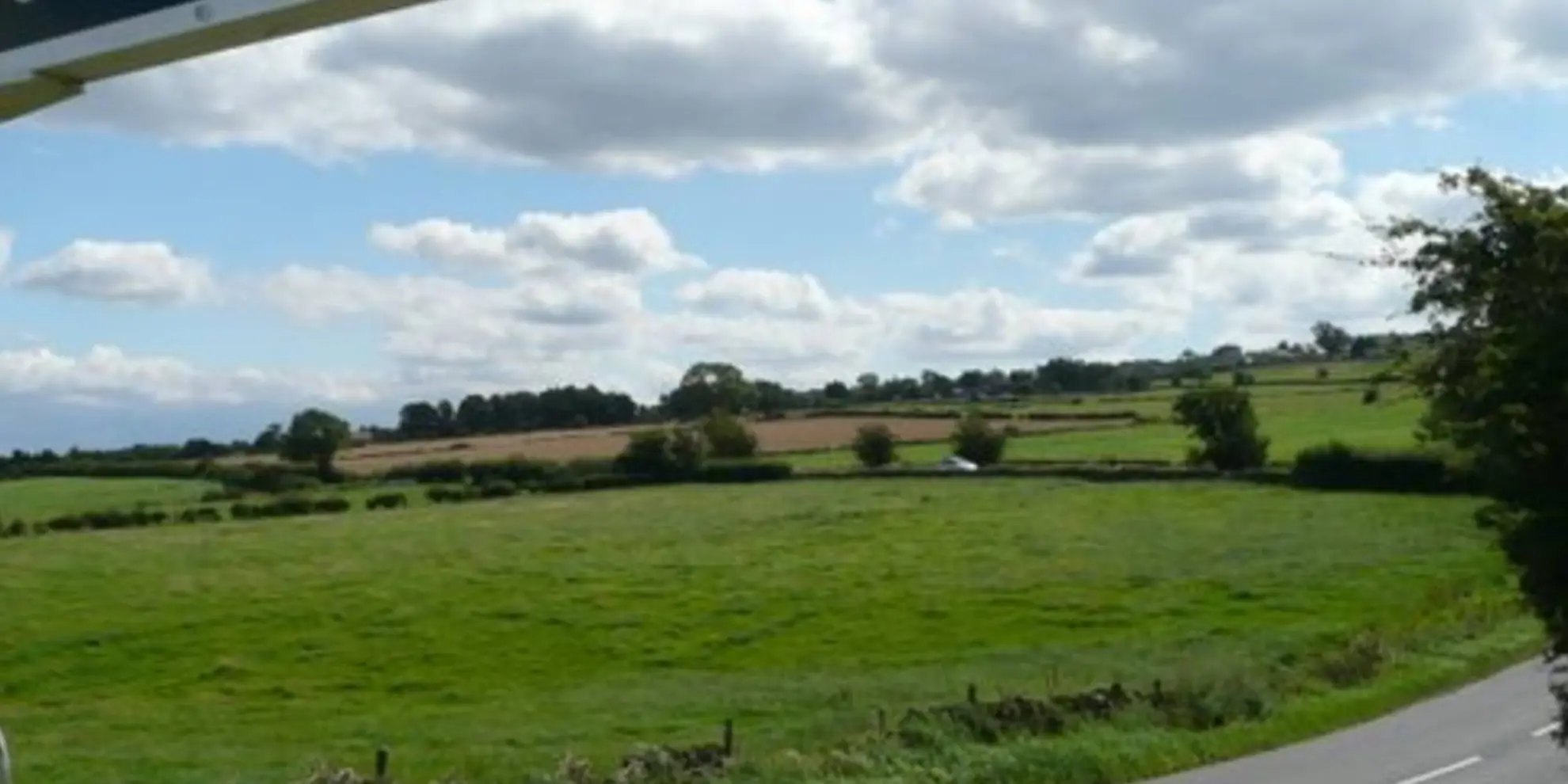 An image depicting the trail Penistone Boundary Walk and its surrounding area.