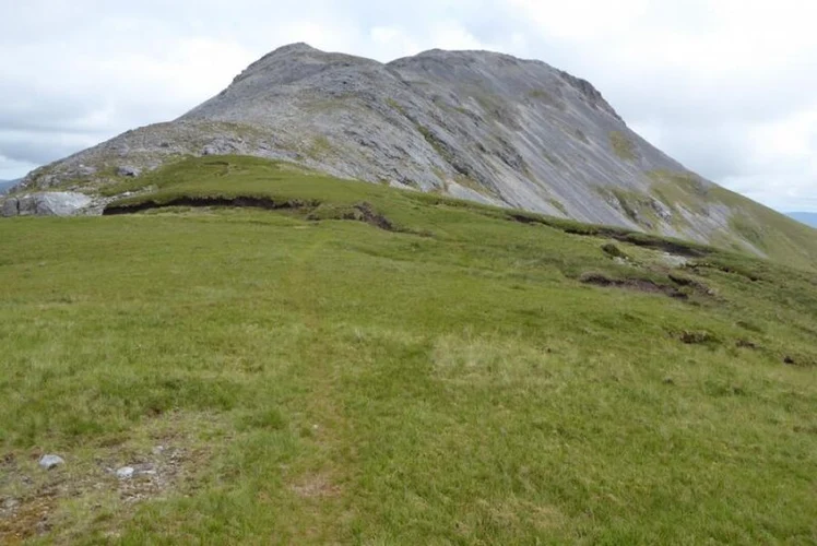 Benbaun and An Bhinn Bhán Loop