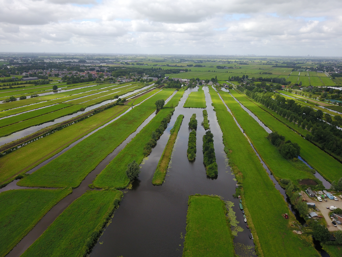 An image depicting the trail Nellesteinse Brug and Fort aan de Winkel Loop and its surrounding area.