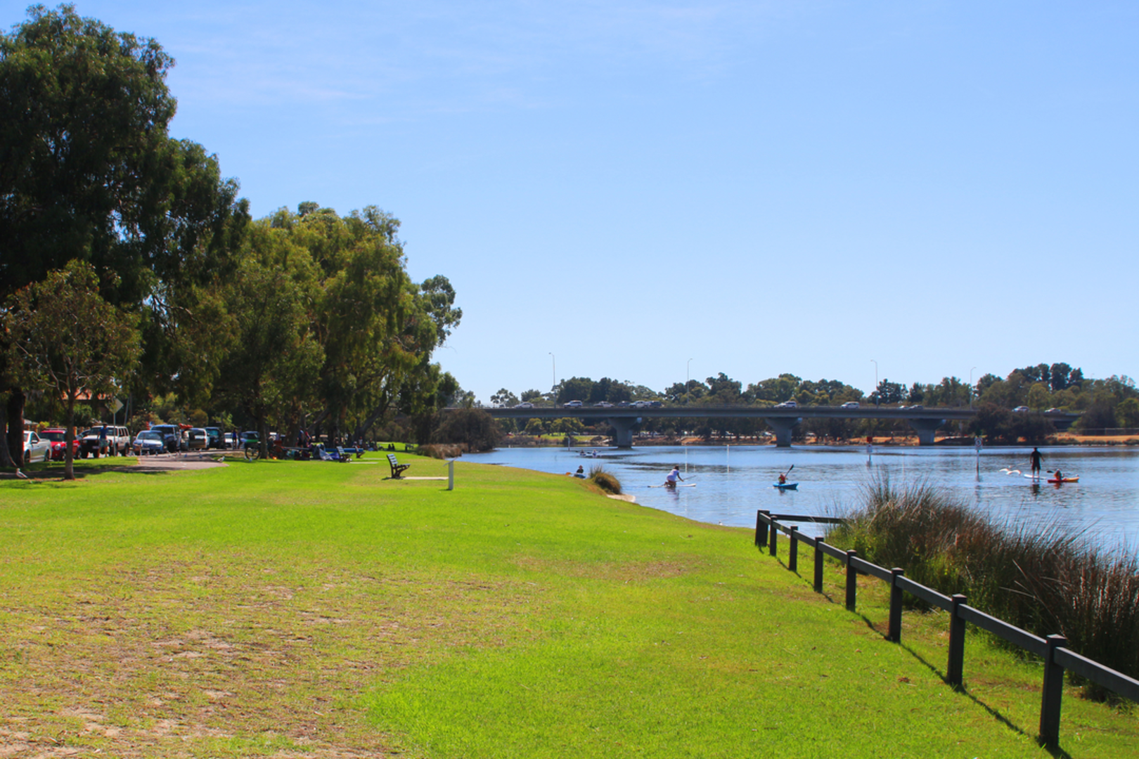 An image depicting the trail Lagoon to Living Streams Walk and its surrounding area.