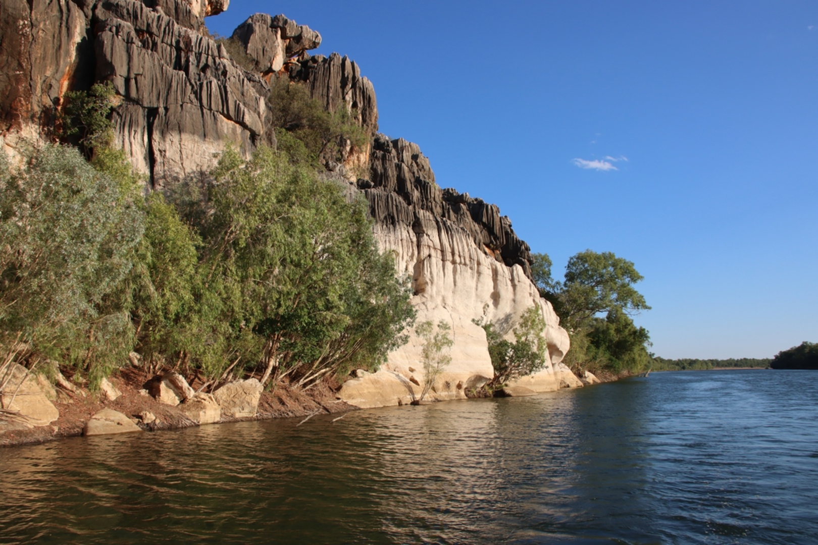 An image depicting the trail Larrgari Trail and its surrounding area.