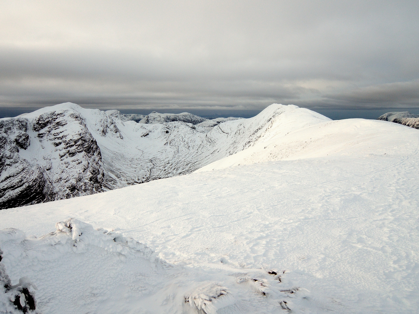 An image depicting the trail Carn Liath, Beinn Mhaol and Braigh Coire Chruinn-bhalgain Loop and its surrounding area.