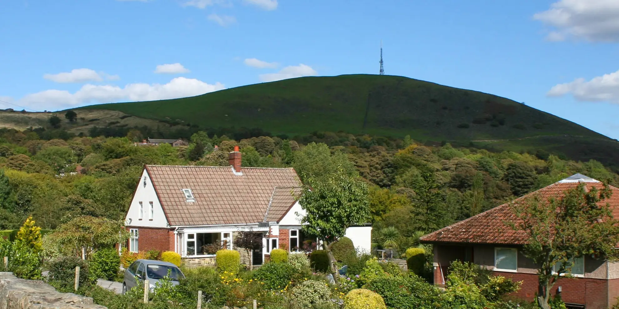 An image depicting the trail Tame Valley Way and its surrounding area.