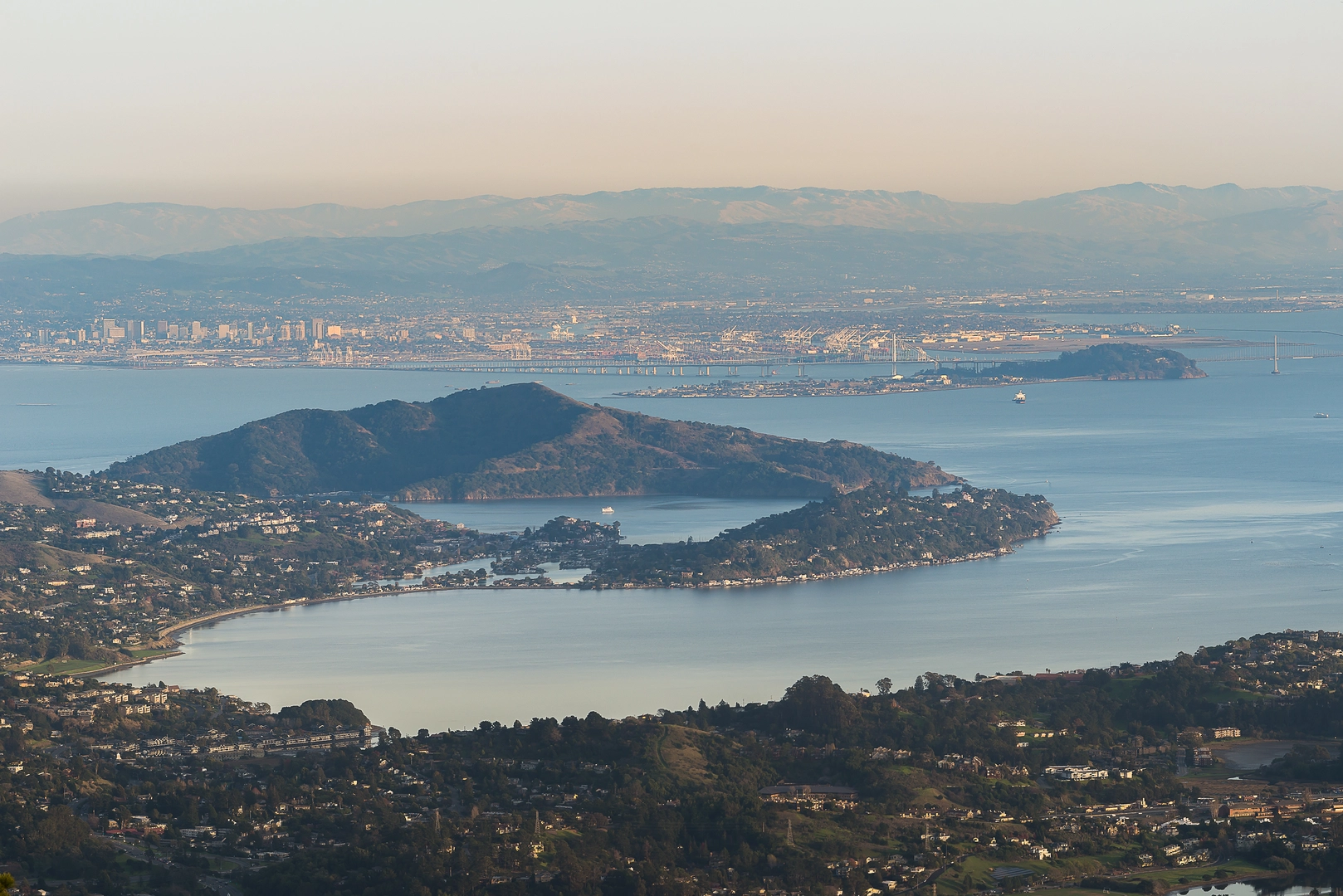 An image depicting the trail Fern Creek, Vic Haun and Temelpa Loop Trail and its surrounding area.
