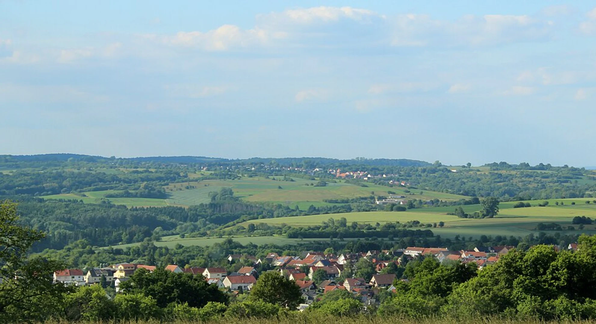 An image depicting the trail Heckendalheim Loop and its surrounding area.