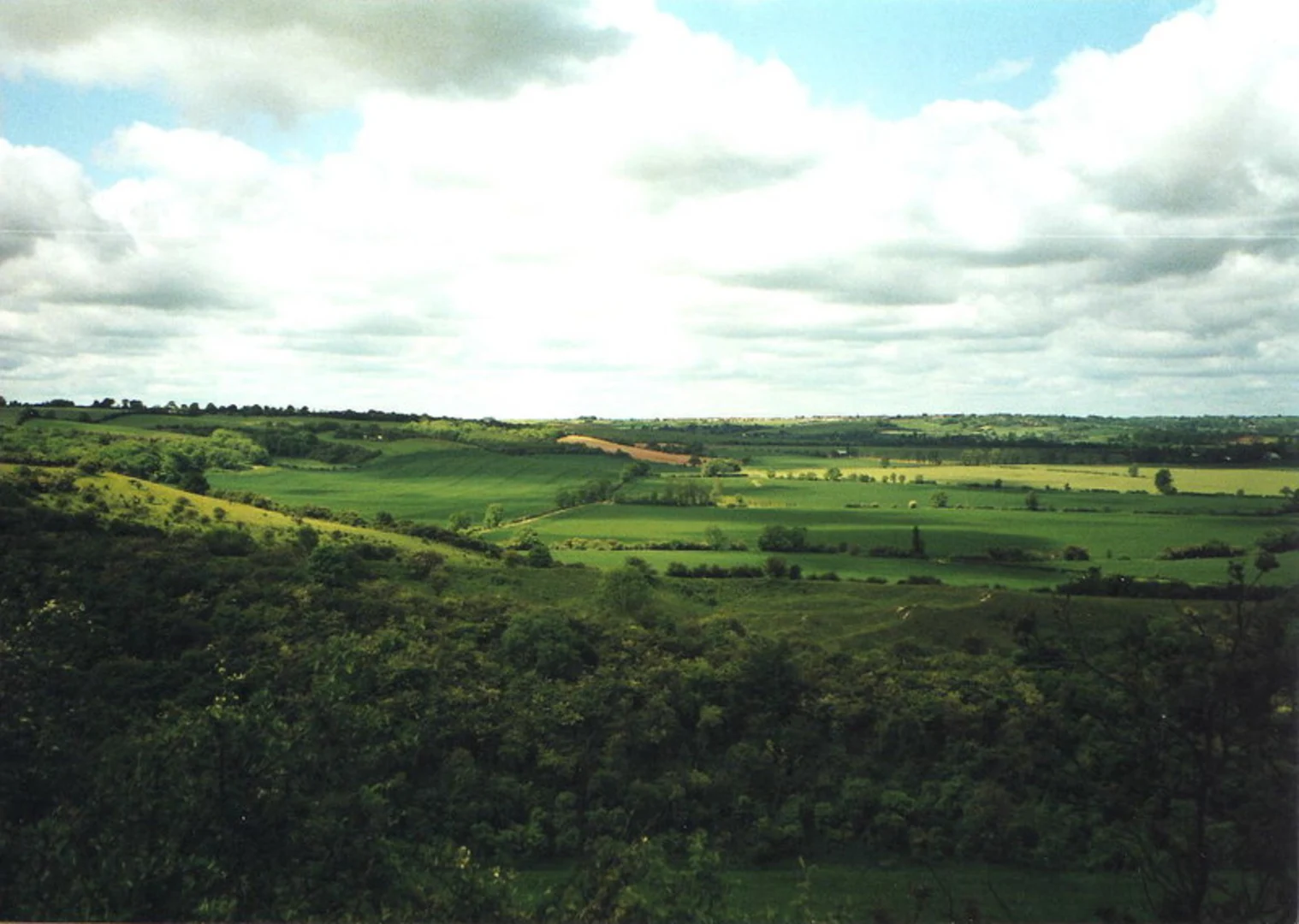 An image depicting the trail Barton le Clay Loop via Lilley and its surrounding area.