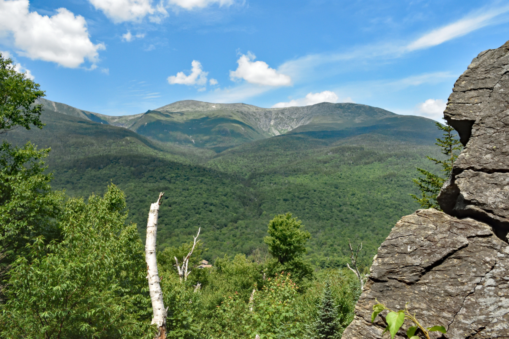 An image depicting the trail Direttissima Trail and its surrounding area.