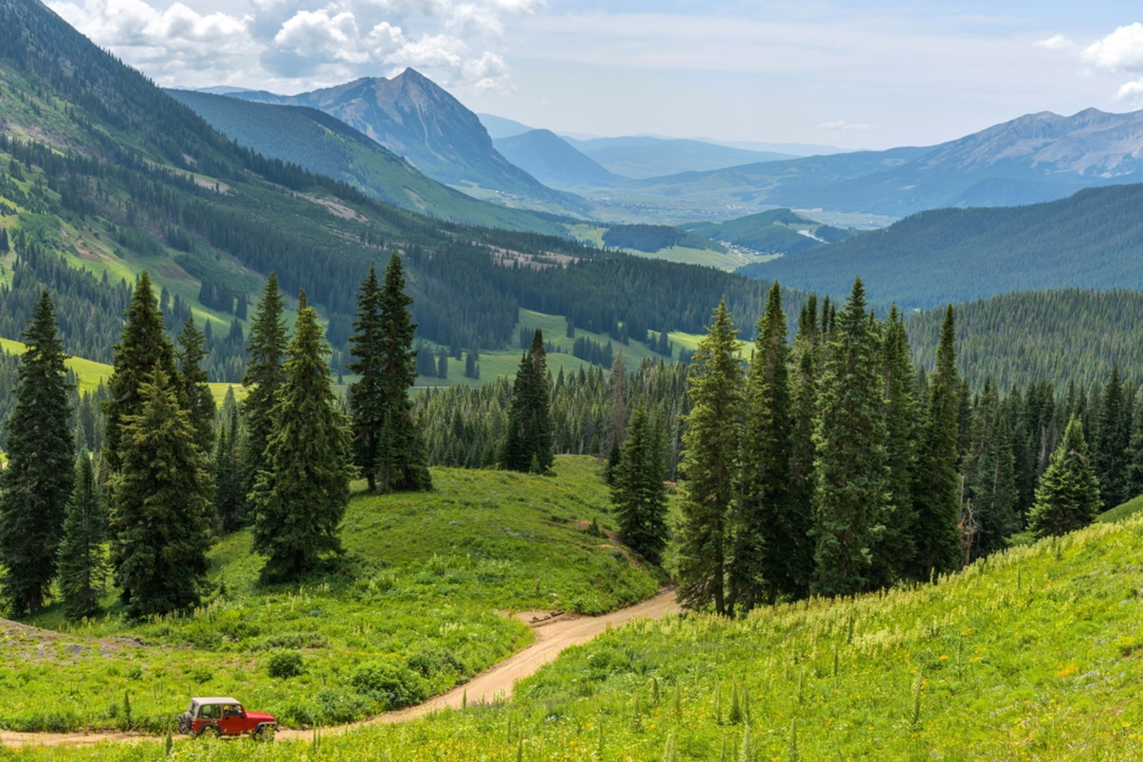 An image depicting the trail Tony's Trail and its surrounding area.