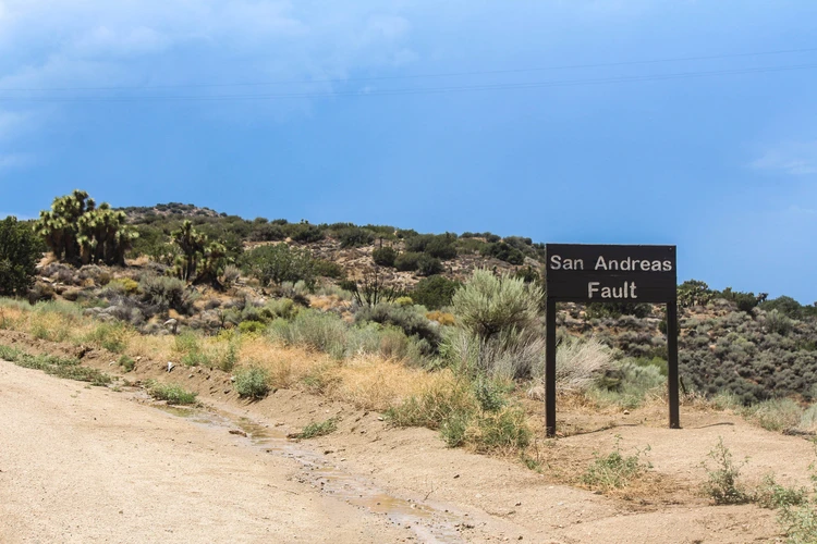 Hot Spot Loop Trail and San Andreas Fault Interpretive Trail