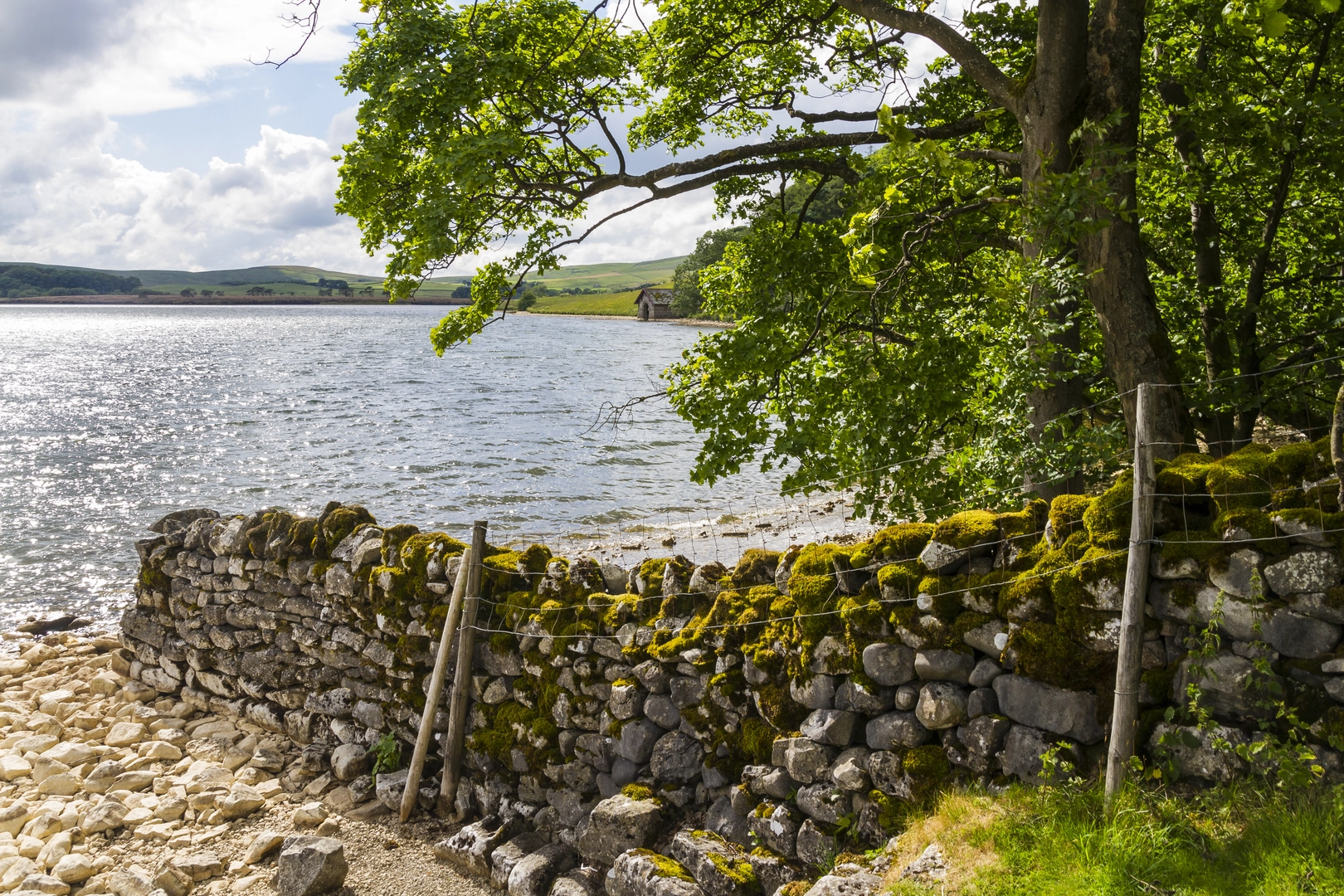 An image depicting the trail Malham Tarn Walk and its surrounding area.