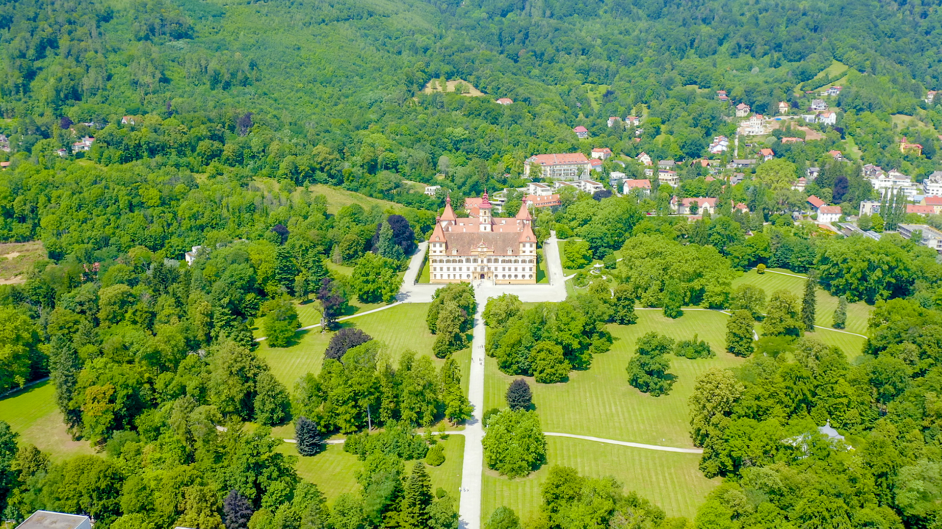 An image depicting the trail South of Graz - Herrengasse and its surrounding area.