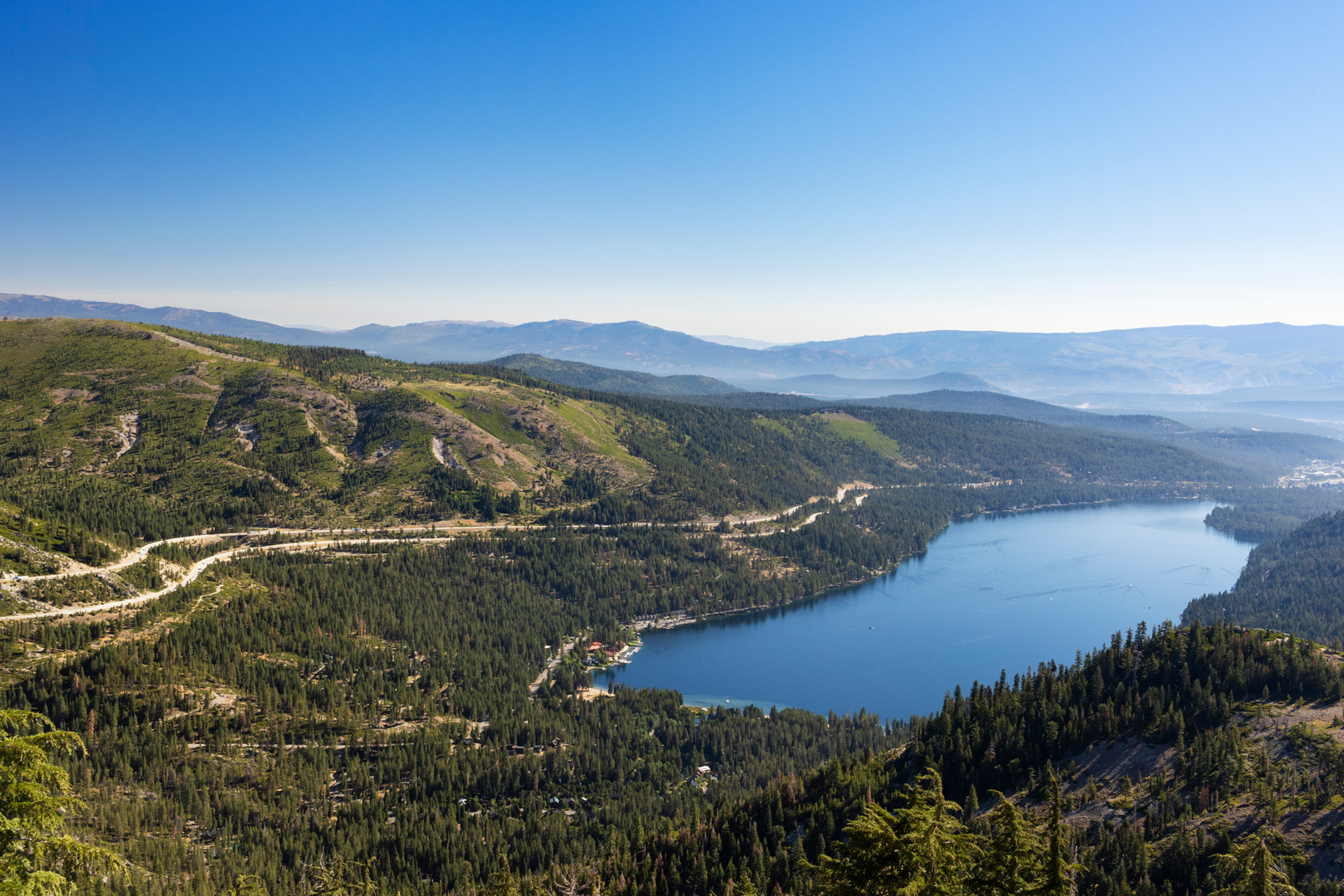 An image depicting the trail Castle Pass Loop and its surrounding area.