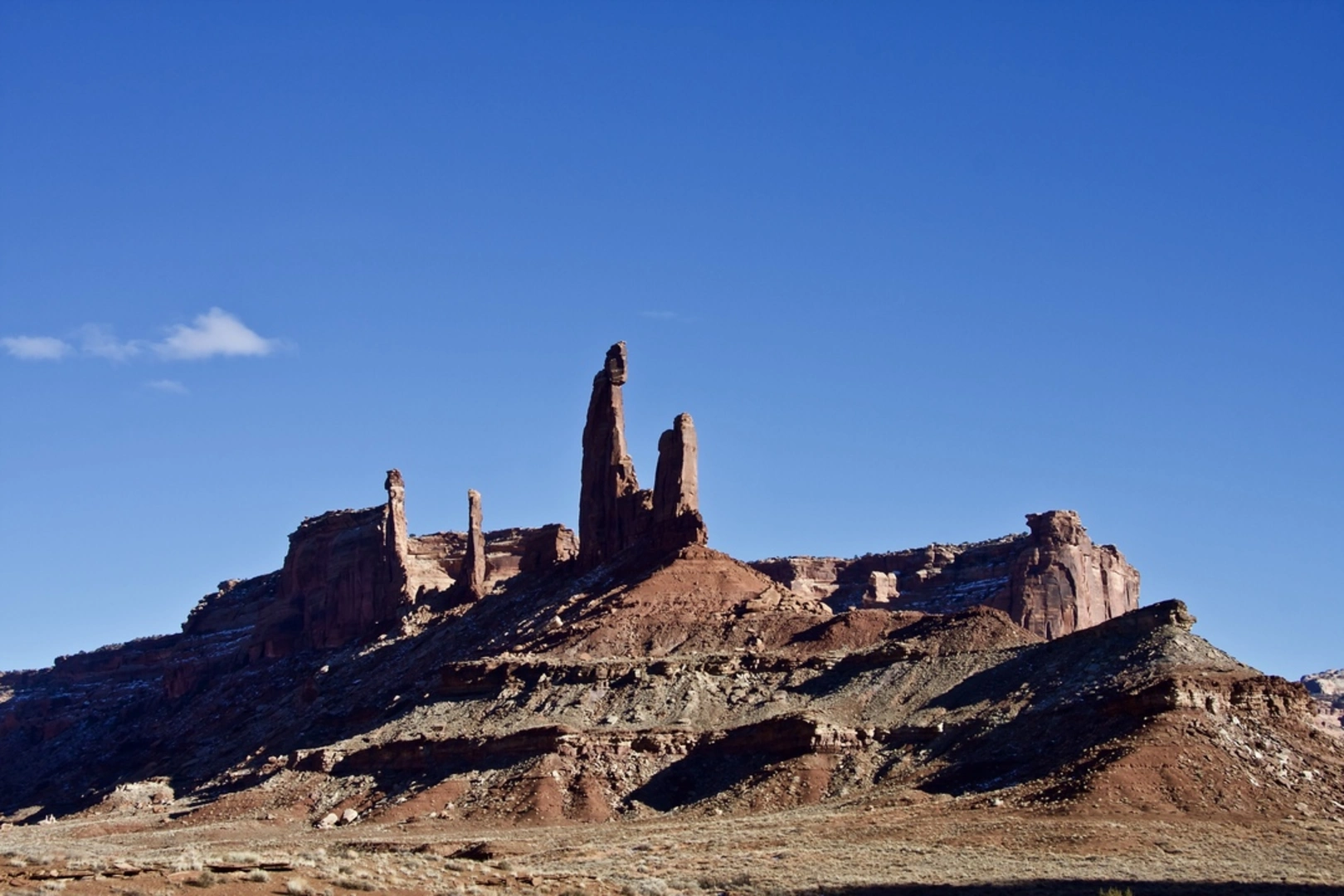 An image depicting the trail Alcove Spring Trail and its surrounding area.