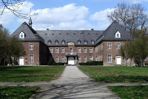 Arnold Mock Weg and Huelchrath Rundweg Loop