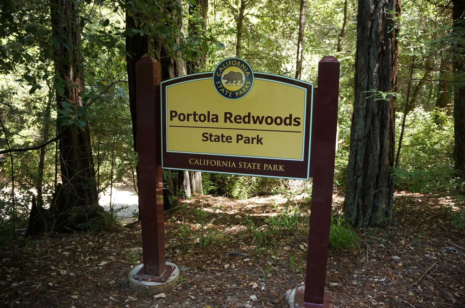 An image depicting the trail Slate Creek Trail and Summit Loop Trail and its surrounding area.