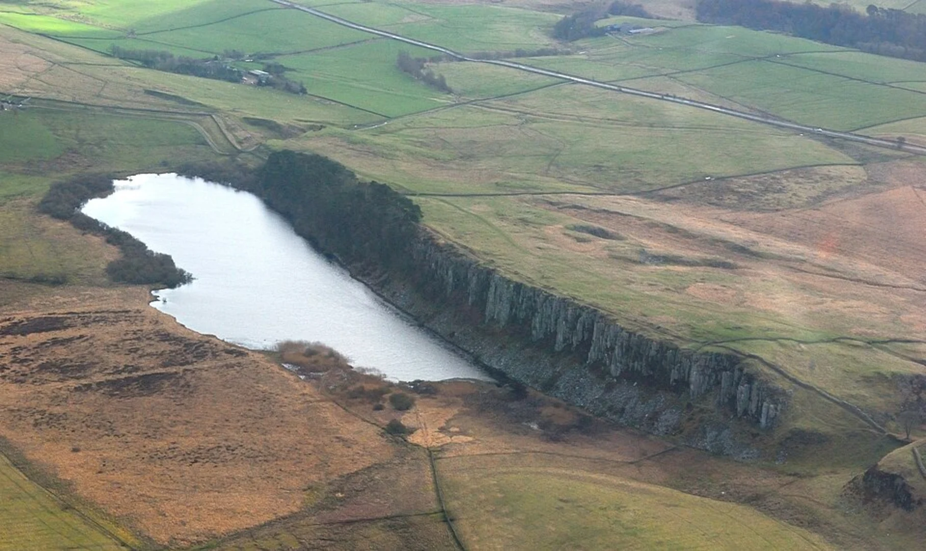 An image depicting the trail Humshaugh to Once Brewed Walk and its surrounding area.