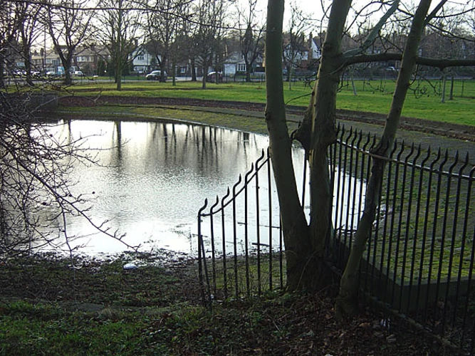 HIghfields Park and Wollaton Walk