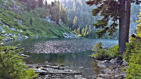 Pinnacle Lake Trail