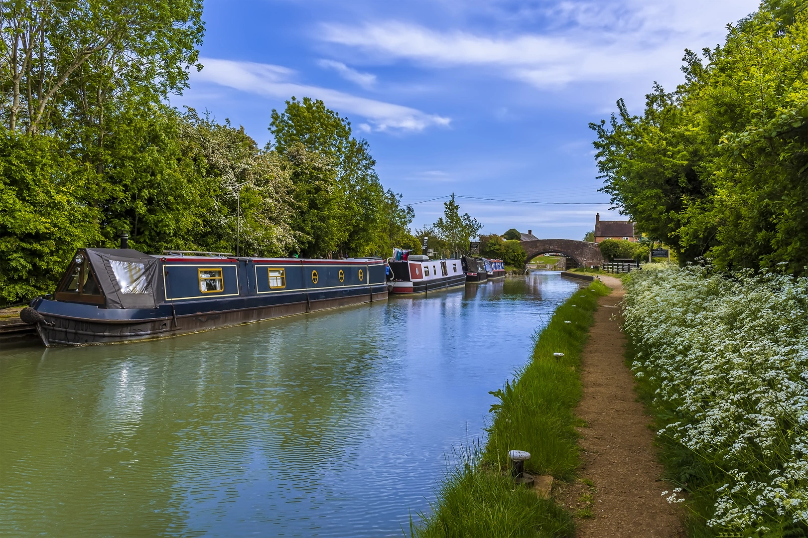 An image depicting the trail Millennium Way in Warwick and its surrounding area.