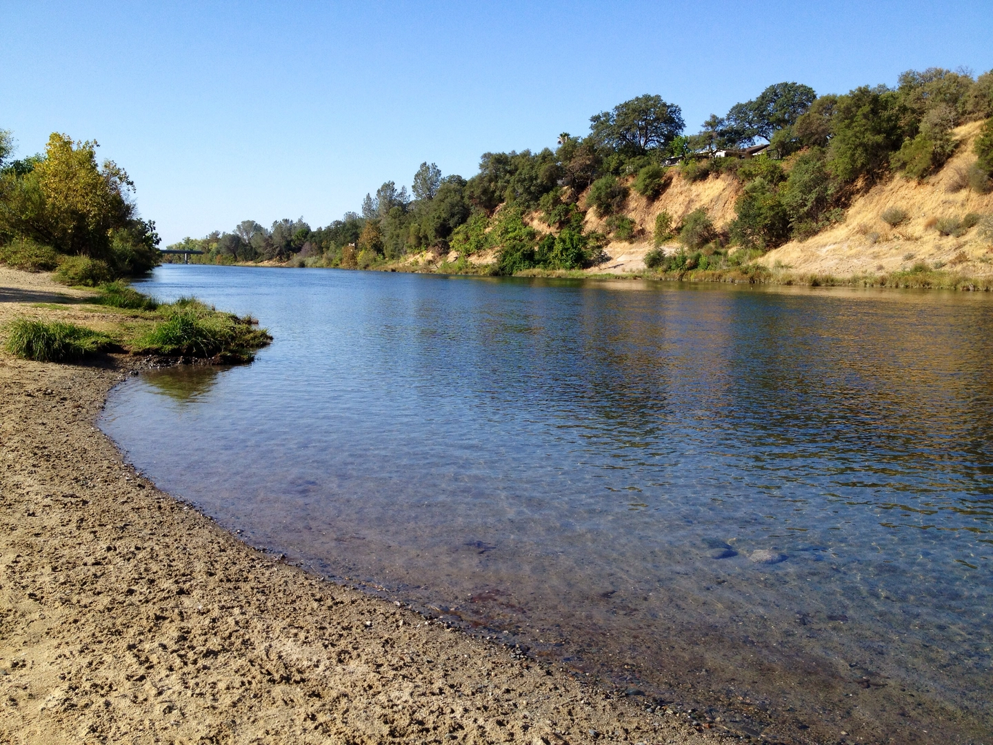 An image depicting the trail Feather River North Shore Walk from Cherokee Road and its surrounding area.