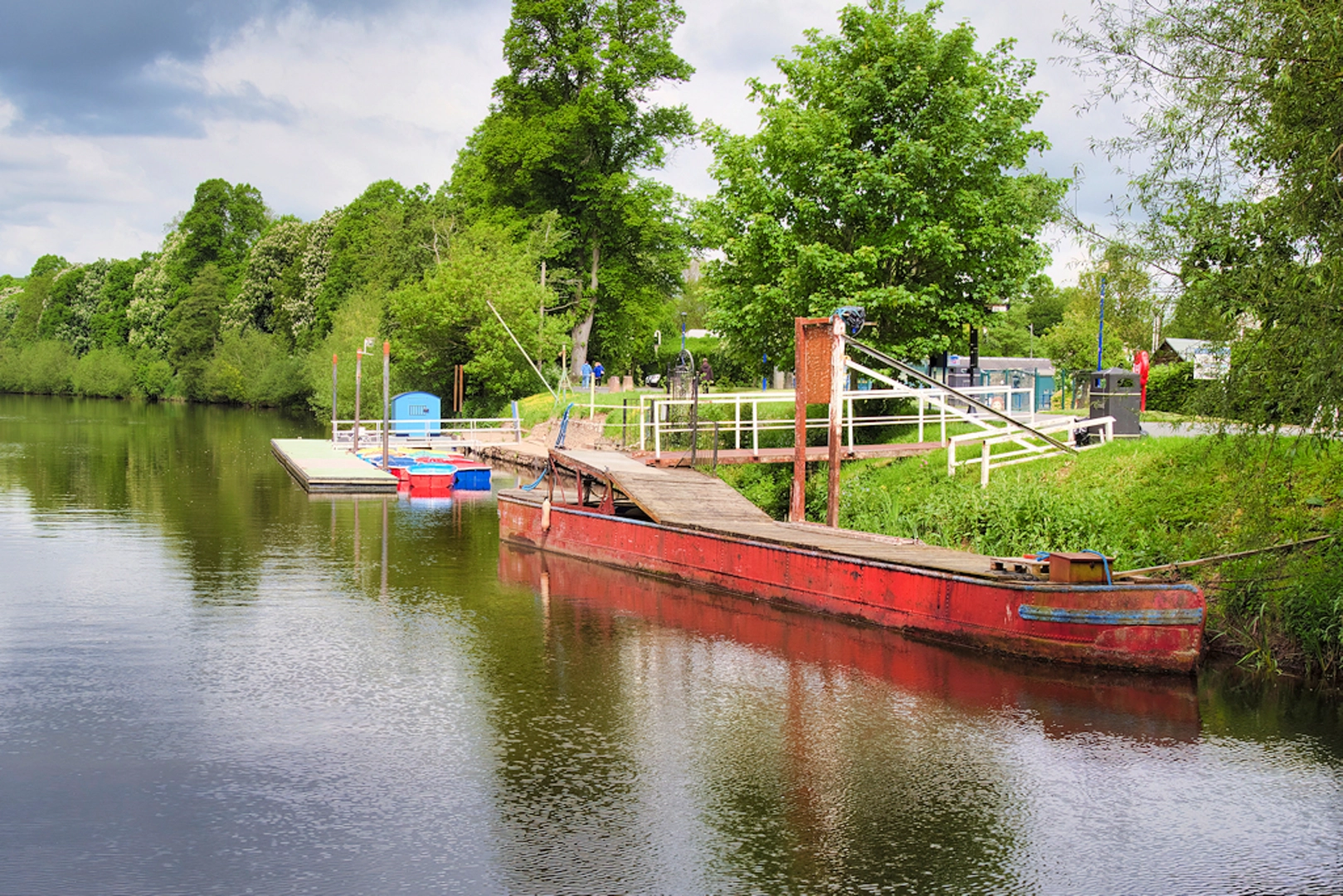 An image depicting the trail Stourport Loop and its surrounding area.