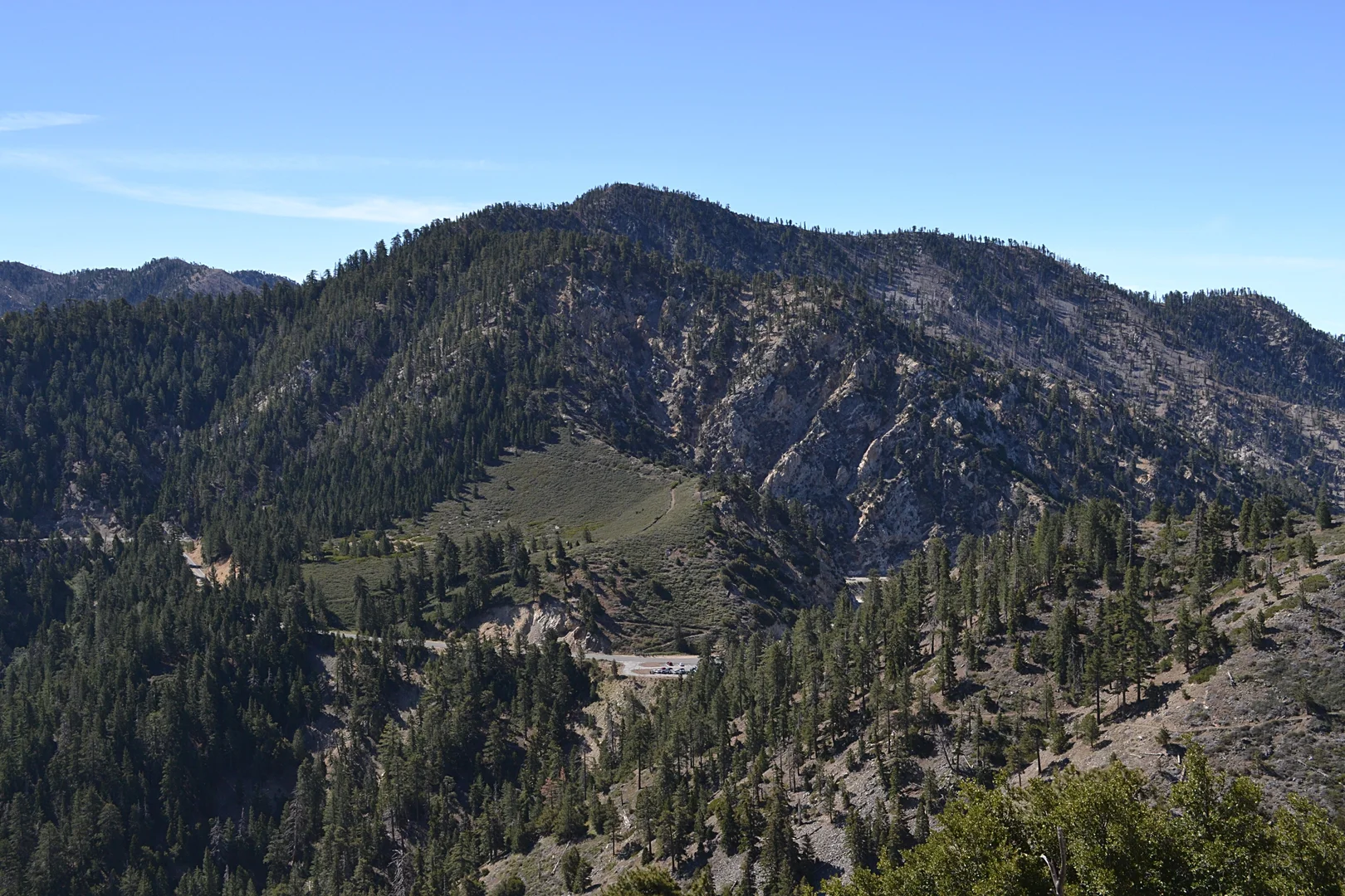 An image depicting the trail Ralston Peak, Lake of the Woods and Lake Aloha Loop Trail and its surrounding area.