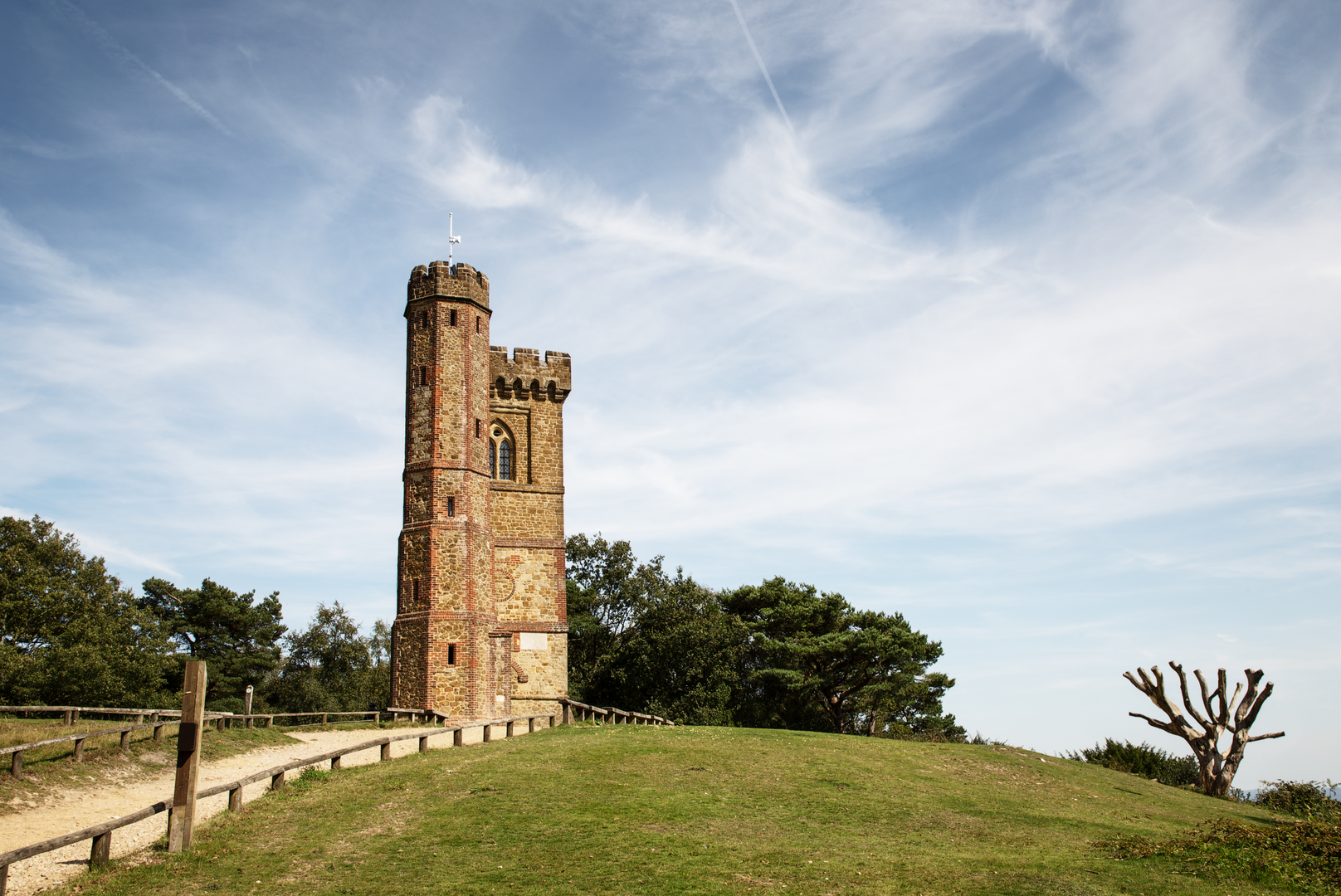 An image depicting the trail Leith Hill circular and its surrounding area.