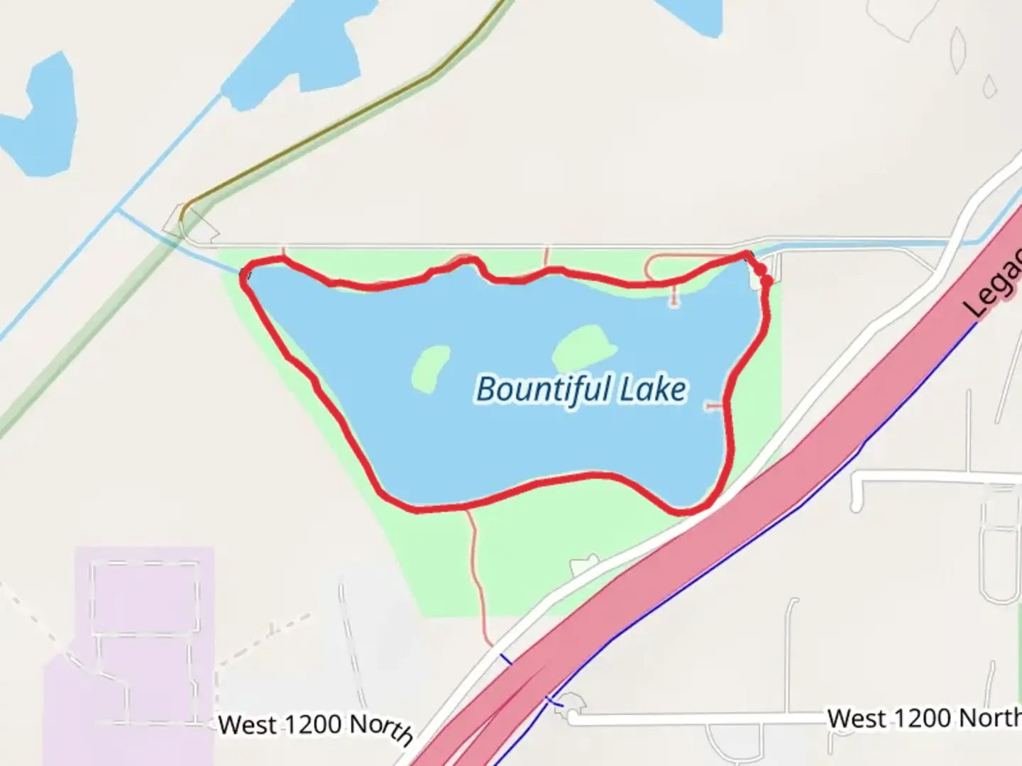 An image depicting the trail Bountiful Lake Loop and its surrounding area.