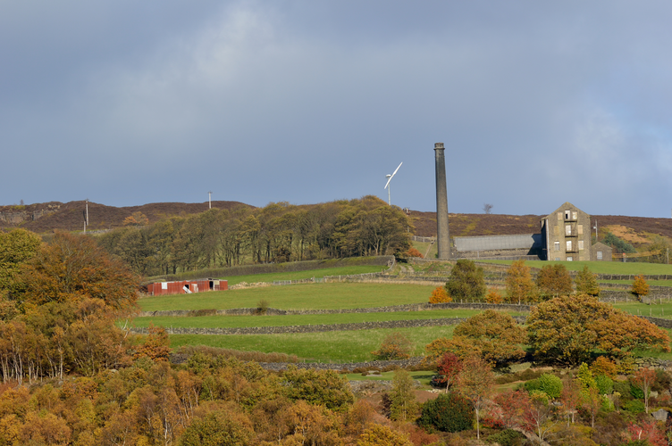 Hebden Bridge - Stoodley Pike and Rochdale Canal