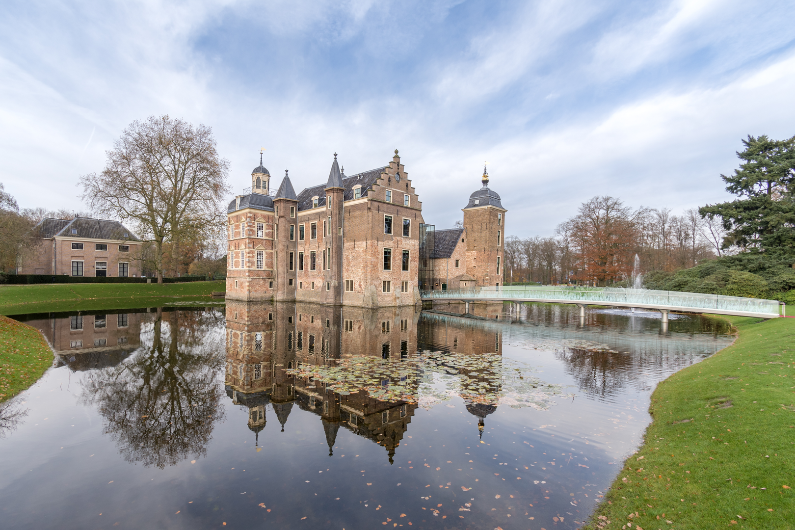 An image depicting the trail Kasteel De Wildenborch via Kleine Wiersse and Vordense Weg and its surrounding area.